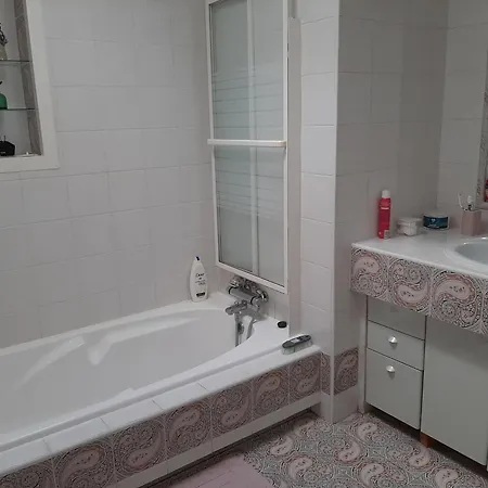 Holiday home Grande Maison Familiale Avec Piscine Et Varangue A Tarnos, Proche Plages Et Commerces - Fr-1-239-779 Tarnos